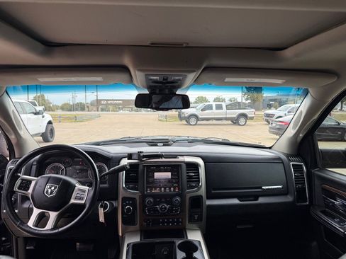 Used 2013 RAM 2500 Laramie w/ Convenience Group image 25