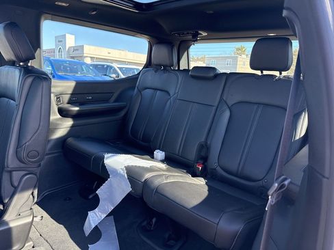 New 2026 Jeep Grand Wagoneer Limited image 26