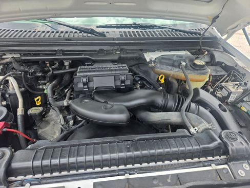 Used 2006 Ford F350 XL RWD image 24