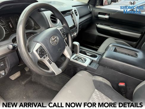 Used 2019 Toyota Tundra SR5 w/ SR5 Upgrade Package image 9