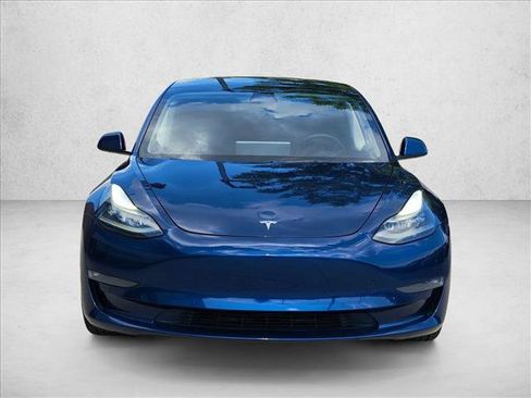 Used 2022 Tesla Model 3 Long Range AWD/4WD image 2