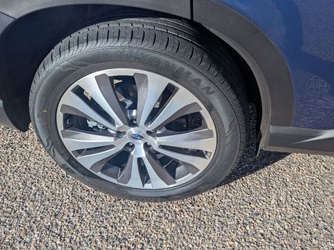 Used 2022 Subaru Ascent Limited w/ Technology Package image 12