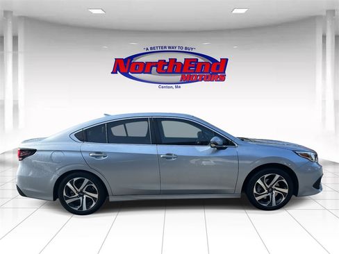 Used 2022 Subaru Legacy Limited XT image 2