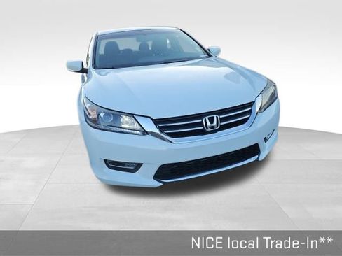 Used 2013 Honda Accord Sport image 3