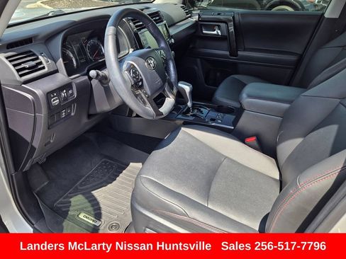 Used 2024 Toyota 4Runner TRD Off-Road Premium w/ Moonroof Package AWD/4WD image 17