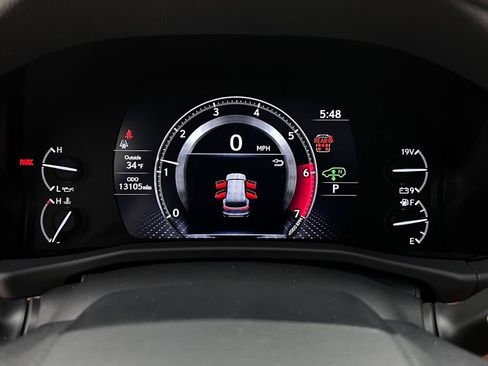 Used 2024 Lexus LX 600 4WD w/ Luxury Package image 22