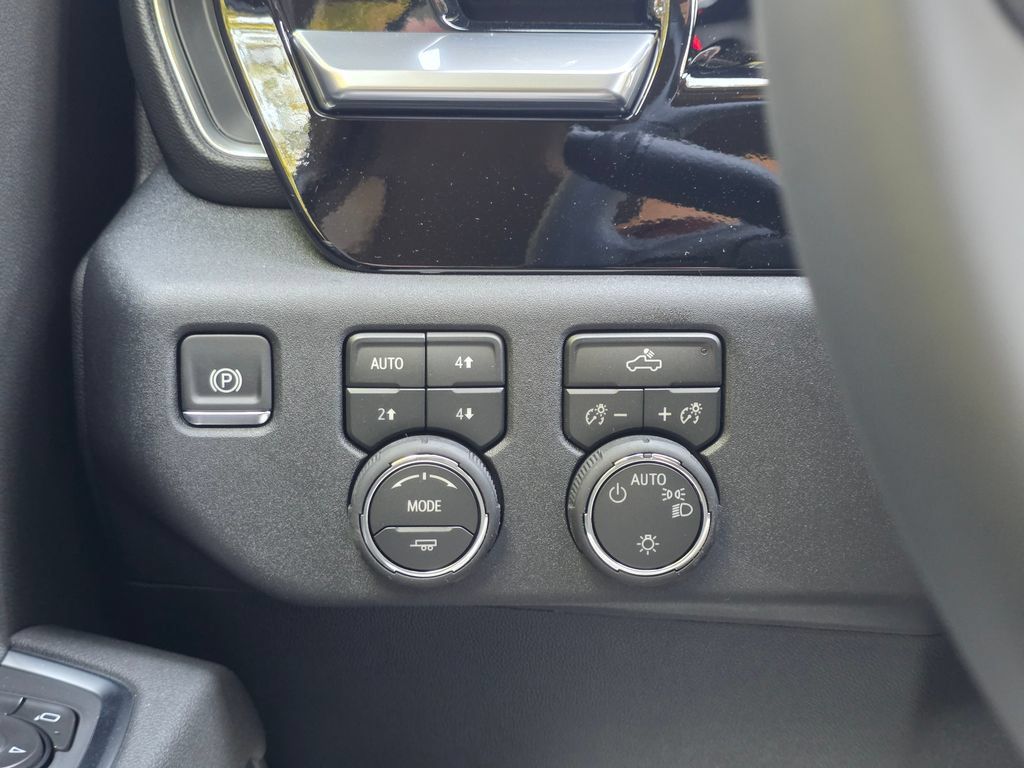 New 2026 Chevrolet Silverado 1500 LT AWD/4WD image 24