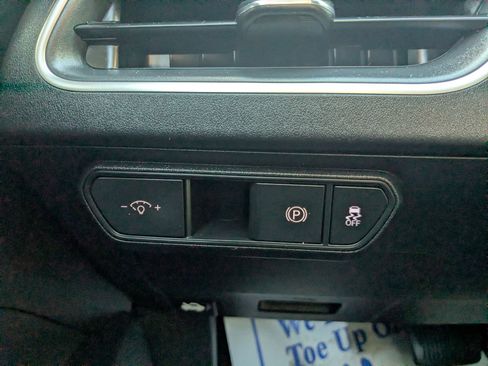 Used 2025 Kia K4 LXS image 15