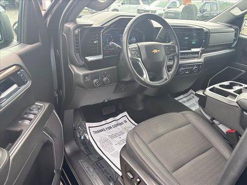 Certified 2025 Chevrolet Silverado 1500 LT RWD image 9