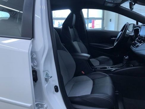 Certified 2022 Toyota Corolla XSE image 22