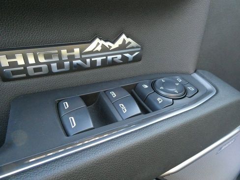 Certified 2025 Chevrolet Silverado 1500 High Country w/ Midnight Edition image 25