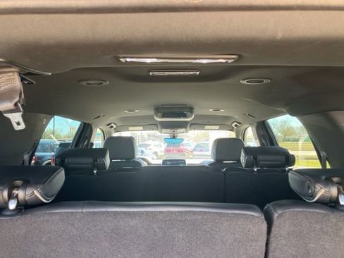 Used 2022 Chevrolet Tahoe Premier RWD image 17