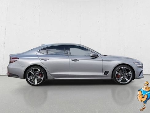 Used 2025 Genesis G70 3.3T Advanced w/ Sport Prestige Package image 4