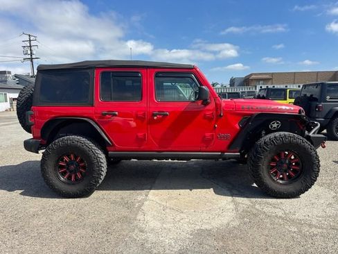 Used 2021 Jeep Wrangler Unlimited Rubicon AWD/4WD image 4