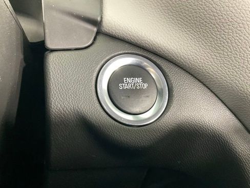 Used 2023 Chevrolet Equinox LT image 16