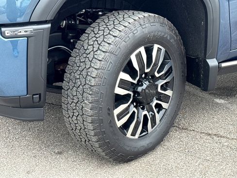 New 2026 GMC Sierra 2500 Denali Ultimate image 24