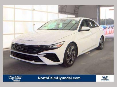 Certified 2025 Hyundai Elantra SEL
