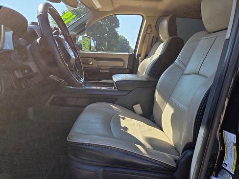 Used 2019 RAM 2500 Limited AWD/4WD image 12