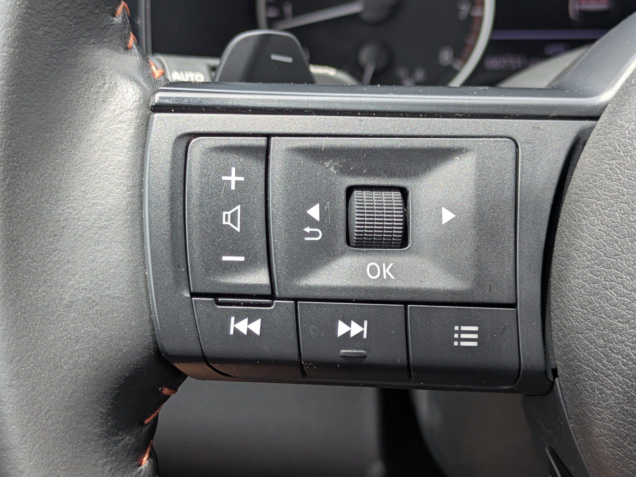 Used 2024 Nissan Pathfinder Rock Creek AWD/4WD image 21