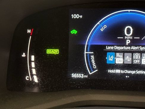 Used 2025 Toyota Camry LE FWD image 31