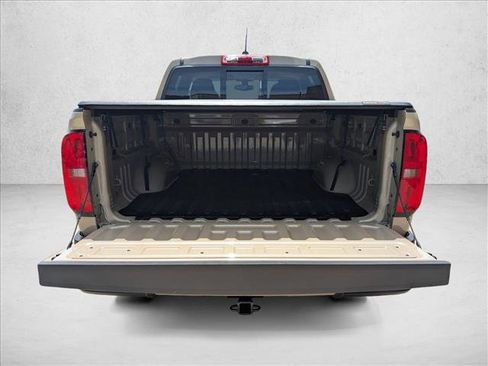Used 2022 Chevrolet Colorado Z71 AWD/4WD image 6