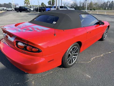 Used 2002 Chevrolet Camaro Z28 w/ SS Performance/Appearance Pkg image 6