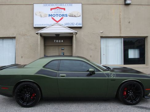 Used 2018 Dodge Challenger T/A RWD image 4