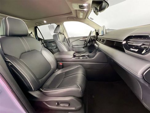 Used 2024 Honda Pilot Elite image 26