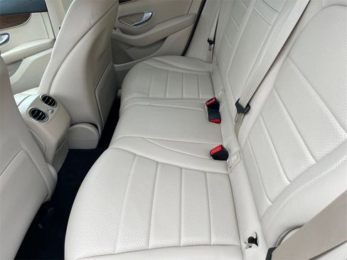 Certified 2022 Mercedes-Benz GLC 300 4MATIC w/ Premium Package Lite image 13