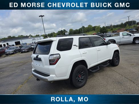 Used 2022 Toyota 4Runner TRD Off-Road Premium image 3