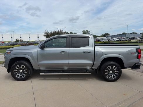 Used 2024 Chevrolet Colorado LT w/ LT Convenience Package III AWD/4WD image 5