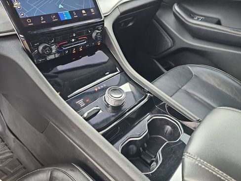 Used 2023 Jeep Grand Cherokee L Limited image 25