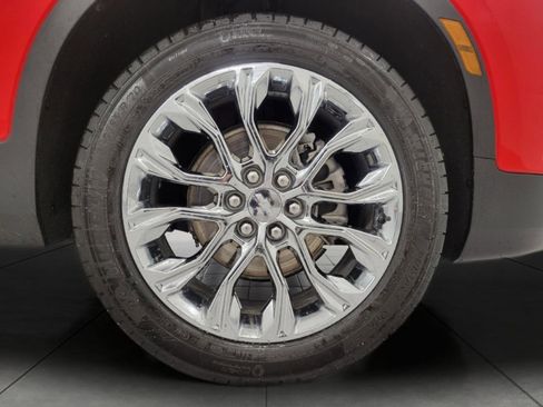 Used 2022 Chevrolet Blazer LT image 3