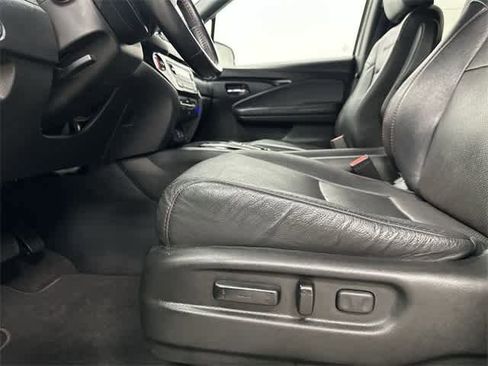 Certified 2022 Honda Pilot Black Edition image 27