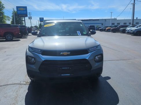 Certified 2023 Chevrolet TrailBlazer LS FWD image 3