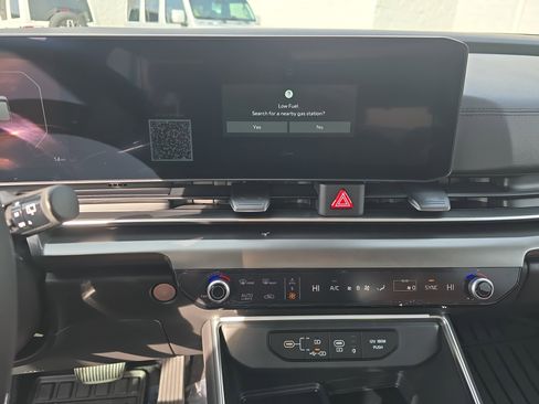 New 2026 Kia Carnival SX image 22