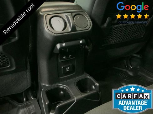 Used 2021 Jeep Gladiator Rubicon AWD/4WD image 16