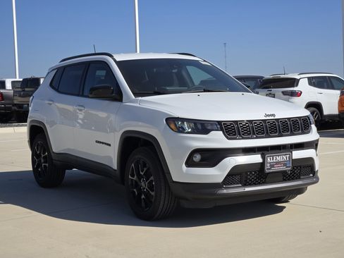 New 2026 Jeep Compass Latitude AWD/4WD image 3