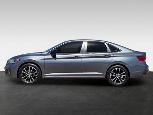 Used 2022 Volkswagen Jetta Sport FWD image 8
