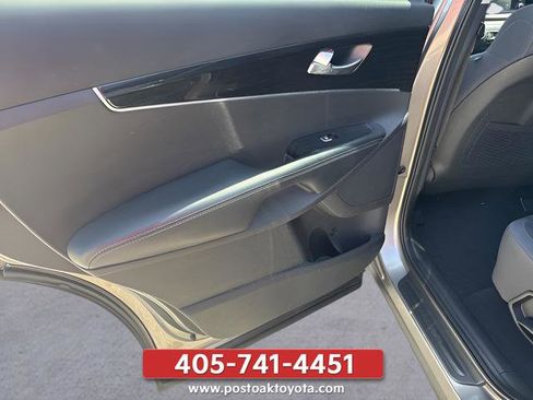 Used 2019 Kia Sorento FWD V6 image 17