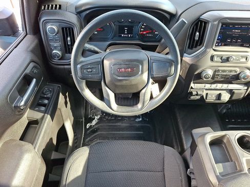 Used 2023 GMC Sierra 2500 Pro image 10