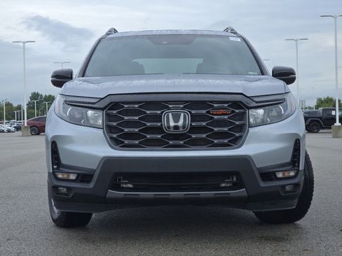 Used 2023 Honda Passport TrailSport image 13
