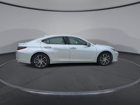 Used 2025 Lexus ES 350 w/ Premium Package image 9