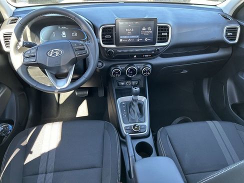 New 2026 Hyundai Venue SEL image 3