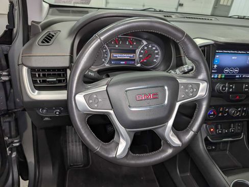 Certified 2019 GMC Terrain SLE w/ Driver Convenience Package AWD/4WD image 29