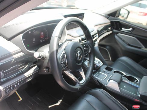 Used 2023 Acura MDX SH-AWD w/ Advance Package image 16