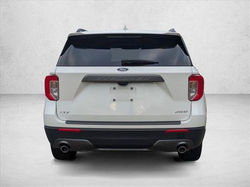 Used 2024 Ford Explorer XLT w/ Equipment Group 202A AWD/4WD image 6