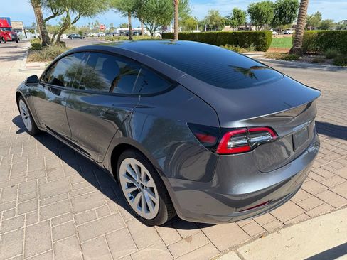 Used 2022 Tesla Model 3 Standard Range RWD image 4