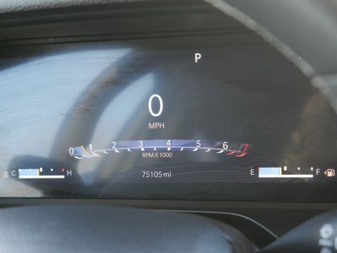 Used 2023 Jeep Grand Cherokee Limited image 31