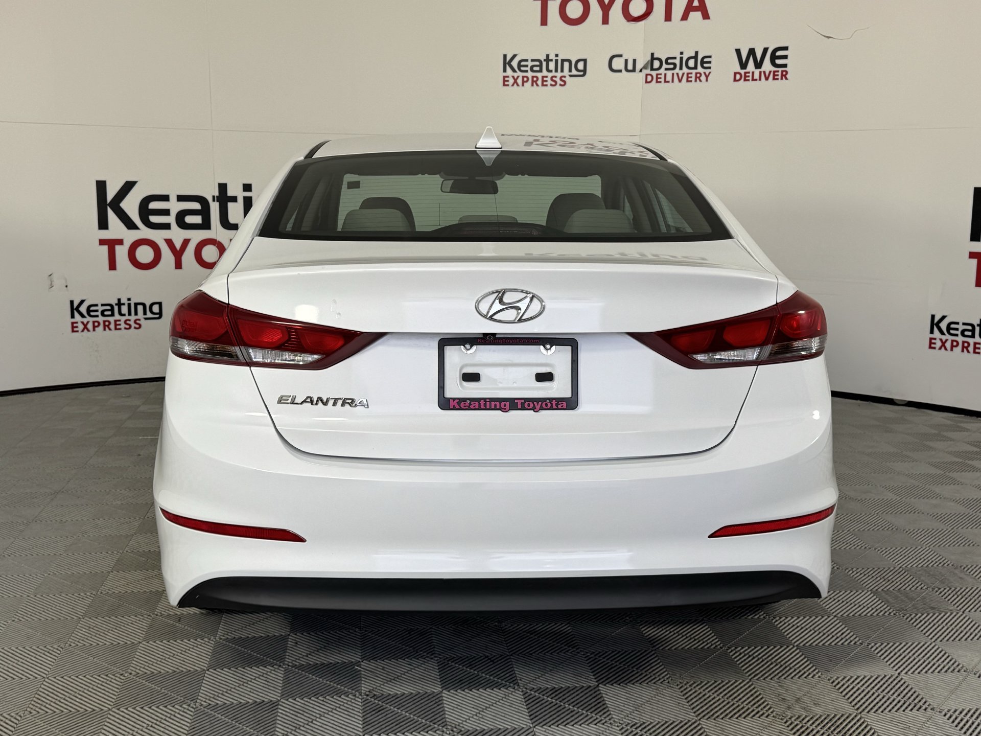 Used 2017 Hyundai Elantra SE FWD image 6